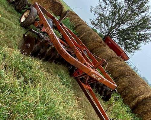 Vendo Doble Accion Marca Apache 36 Platos Poco USO