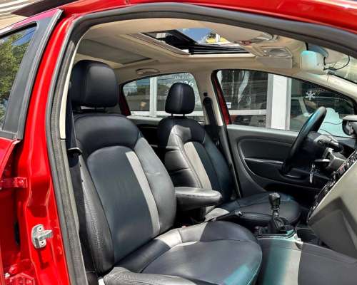 Punto 1.8 Manual HLX con Techo Panorámico año 2008 Unico