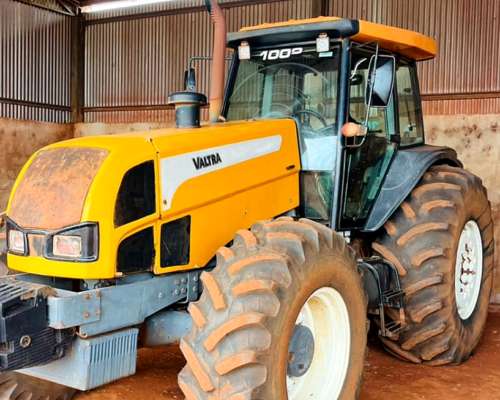 Tractor Valtra BH 180 Perfecto Estado