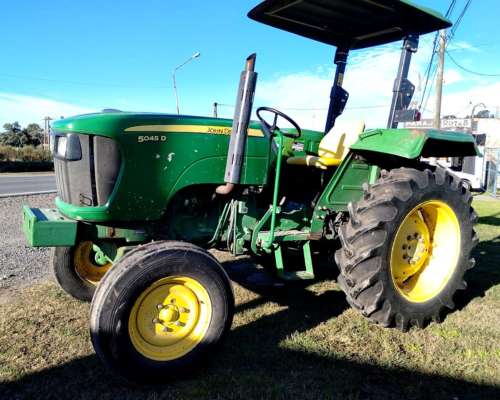 John Deere 5045, año 2016