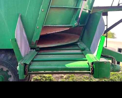 Vendo Mixer Montecor Vertical. Permuto por Hacienda