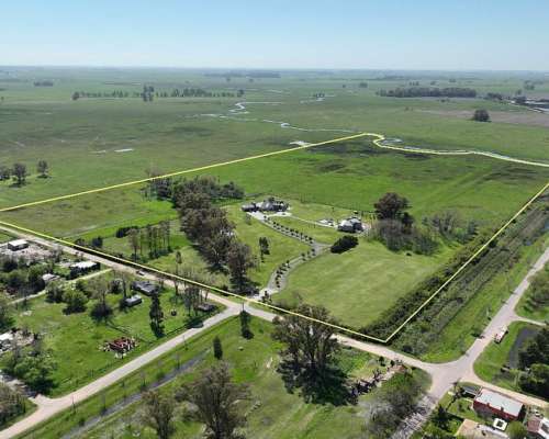 30 Has. Estupenda Casa de Campo y Parque en Carmen de Areco