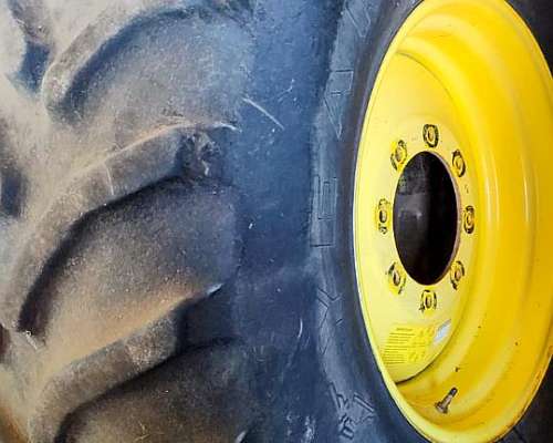 2 Cubiertas 18-4-26 con Llantas Jhon Deere