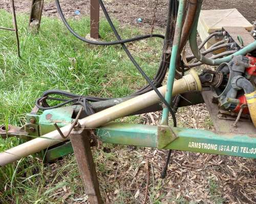 Pulverizador de Arrastre Marca Pampero.