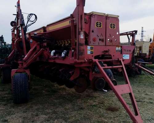 Sembradora Bertini 32.000 de 33 a 21