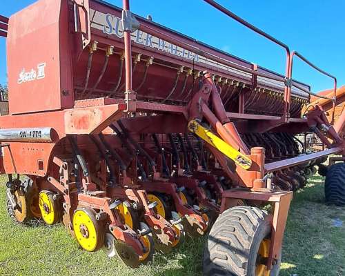 Sembradora Super Walter Grano Fino 31 Surcos a 21cm
