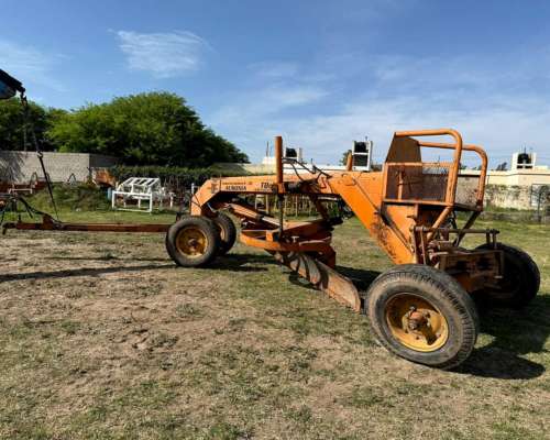 Niveladora Usada Modelo N 10e 3600 - Tbeh