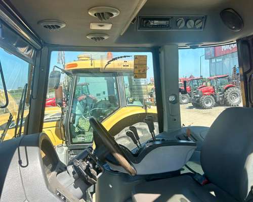 Tractor Valtra BT 170 - año 2013 - 5300 Hs - sin Piloto