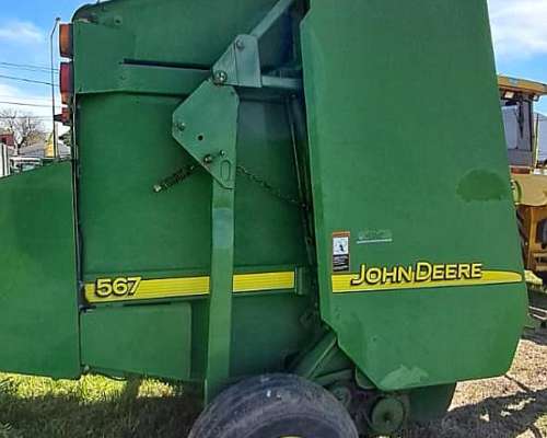 Rotoenfardadora John Deere 567