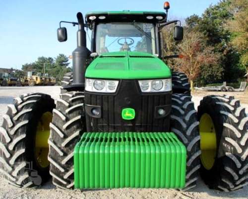 Tractor John Deere. Importamos R8