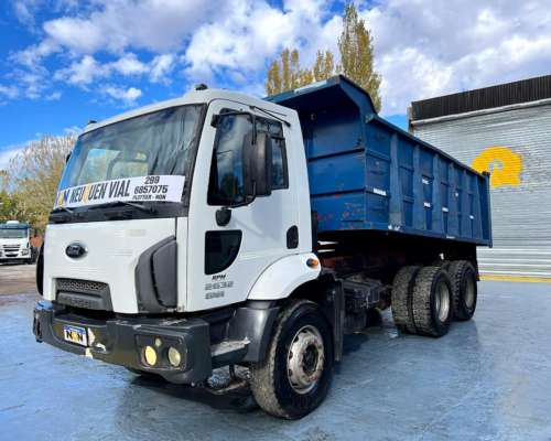 Ford Cargo 2632 6X4 Camion Tatu Usado