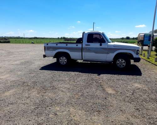Pick UP. Chevrolet D20 Turbo Plus. año 1996.