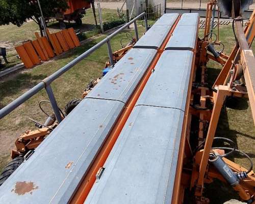 Sembradora Agrometal TX Mega de 16-52