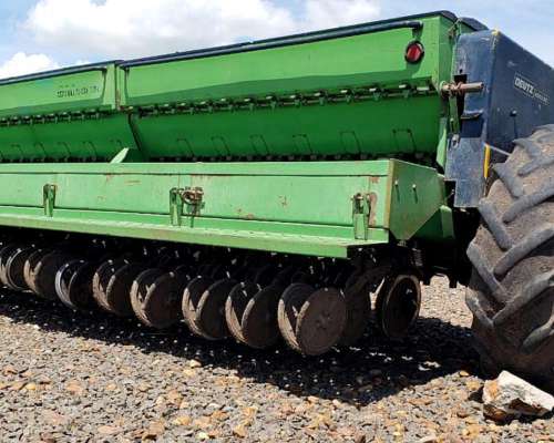 Deutz Agroline DS 4300 de Granos Finos de 27 Líneas