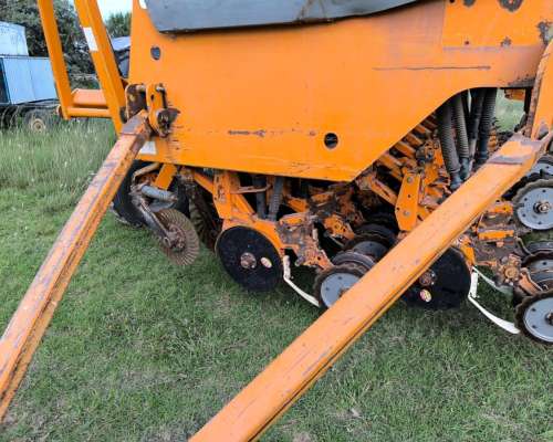 Sembradora Agrometal MXY 2 31 a 21
