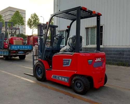 Autoelevador JAC CDP25 Li-on Batería de Litio
