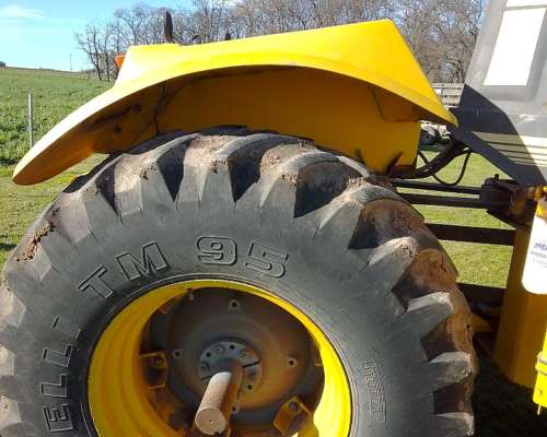 Pauny 460 2005 con 24.5x32