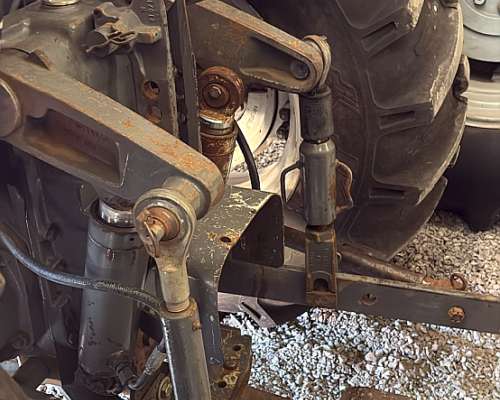 Valtra 850 con Doble Embrague y 3 Puntos