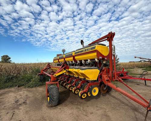 Sembradora Super Walter W630