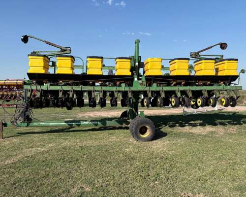 John Deere 1740, 16 a 52, Neumática, C/fert Lateral y Monit