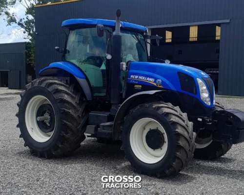 Tractor New Holland T7.205, año 2016
