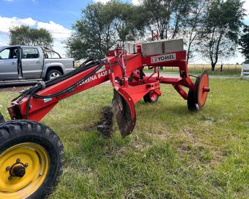 Niveladora Yomel Terrrena 8430 a Como Nueva