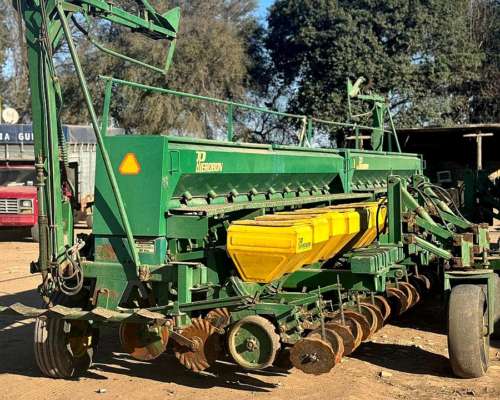 Sembradora Pierebon MIX 10880