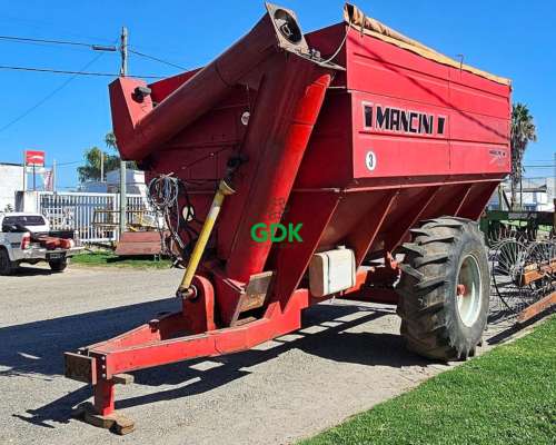 Tolva Autodescargable 14 TN C/ Sobre Baranda 16. Mancini.