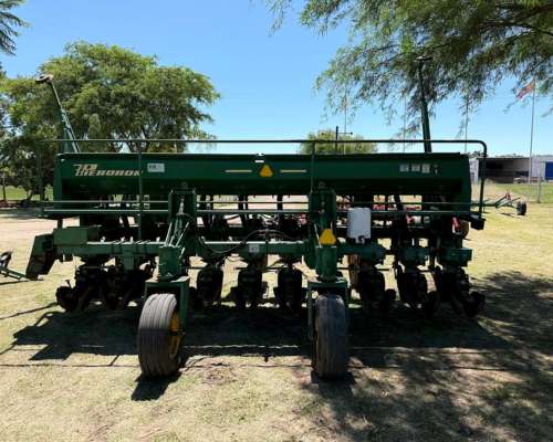 Sembradora Pierobon MIX 5440 PH.