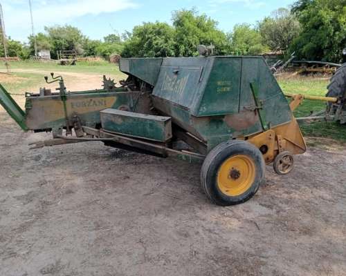 Enfardadora Forzani Modelo Oa700, Reparada Lista para Traba