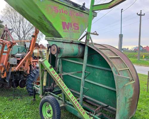 Embolsadora de Granos Secos Martinez y Staneck de 9 Pies