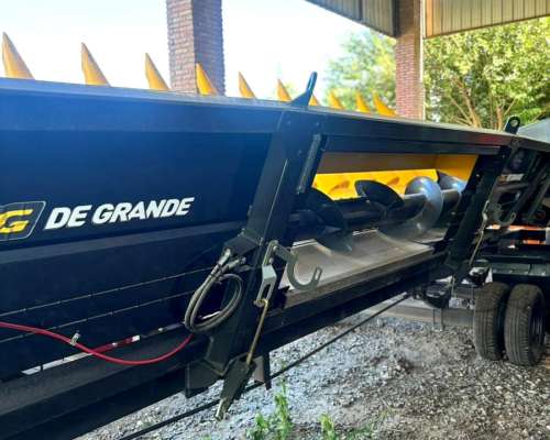 Cabezal Maicero de Grande 14 Surcos