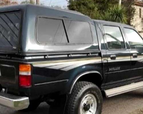 Toyota Hilux SR5 Motor 2.8 4X4 año 2001