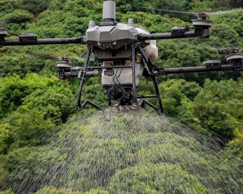 Dji Agras T70 + Curso de Piloto