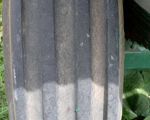 Acoplado Agromec. 5mts X 2,2 Mts. año 2000.