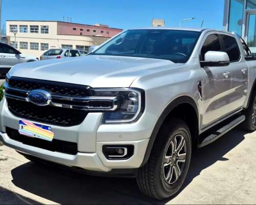 Vendo Ford Ranger XLT 2023 4X2 Solo 13000 km Nuevisima