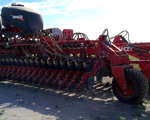 Sembradora Tanzi Mod Special 5, de 46 Líneas a 35 cm