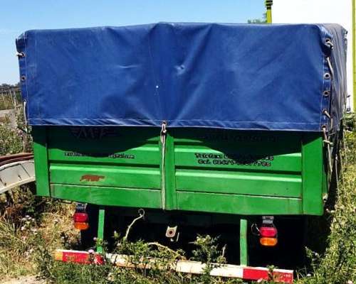 Acoplado Playo con Tanque 1000lts de Combustible MF