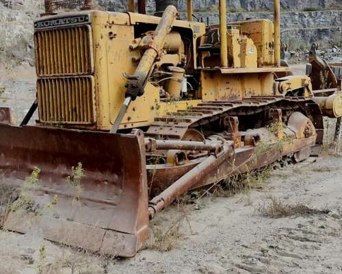 Topadora Komatsu D 85 12 con Scarificador Cordoba