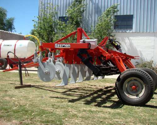 Descompactador de Suelo Secman M-3600