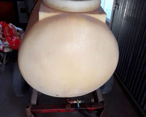 Vendo Tanque Plástico de 1000 Listros