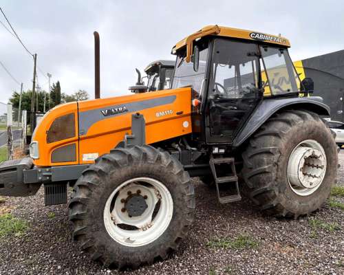Tractor Valtra Modelo BM110