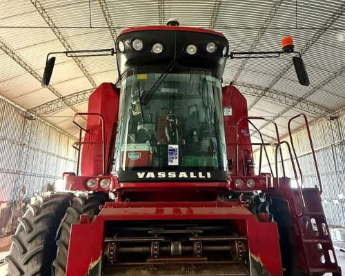 Vassalli 770 Doble Traccion año 2022. Duales y Piloto