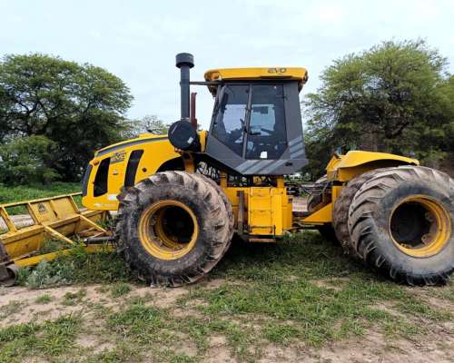 Tractor Pauny 710 con Pala Frontal