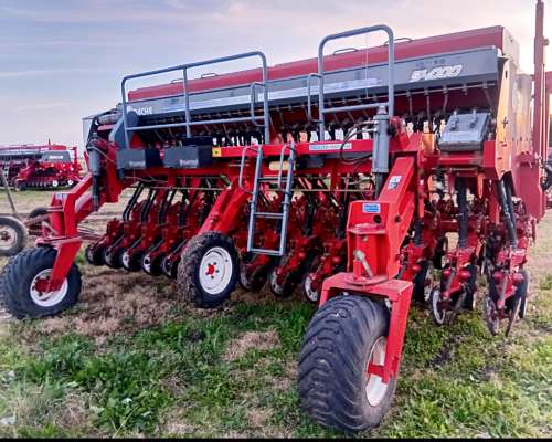 Sembradora Apache 54000 de Granos Finos