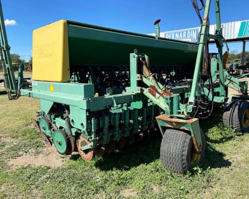 Sembradora Pierobon TD 21-24- muy Buena - Disponible