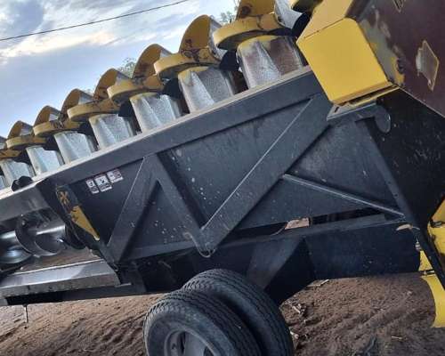 Maicero Franco Fabril 13 Surcos a 52 CM. año 2016