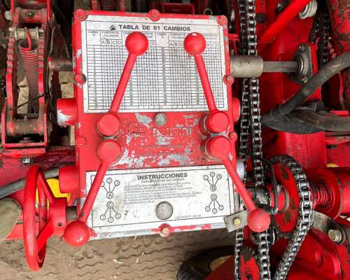 Sembradora 32000 de 38 a 21 cm . Bertini. Disponible