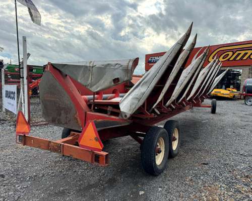 Cabezal Maicero Mainero 8 a 70 Mod 2000 Usado con Remolque