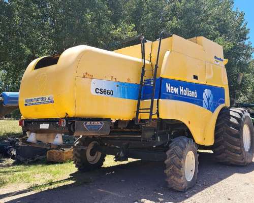 Cosechadora New Holland CS 660 Plataforma 30 Pies